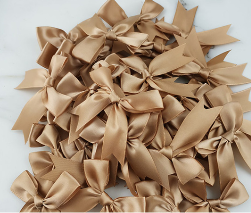 Pack of 20 bows 8.5cm x 8.5cm Satin Bows